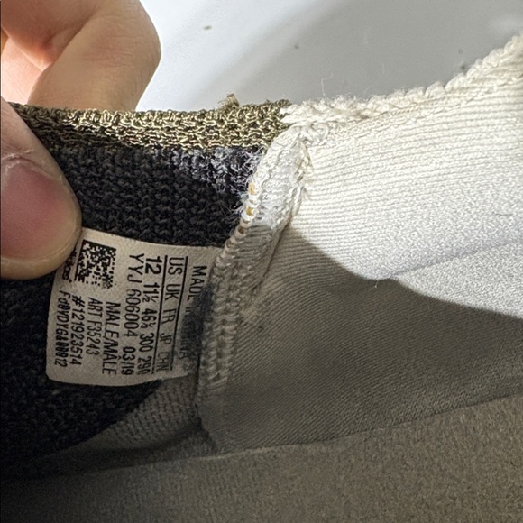 Adidas Ultraboost Size 12 - Picture 5 of 6